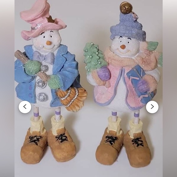 Pair of resin snowpeople figurines. By K Collections - Picture 1 of 9